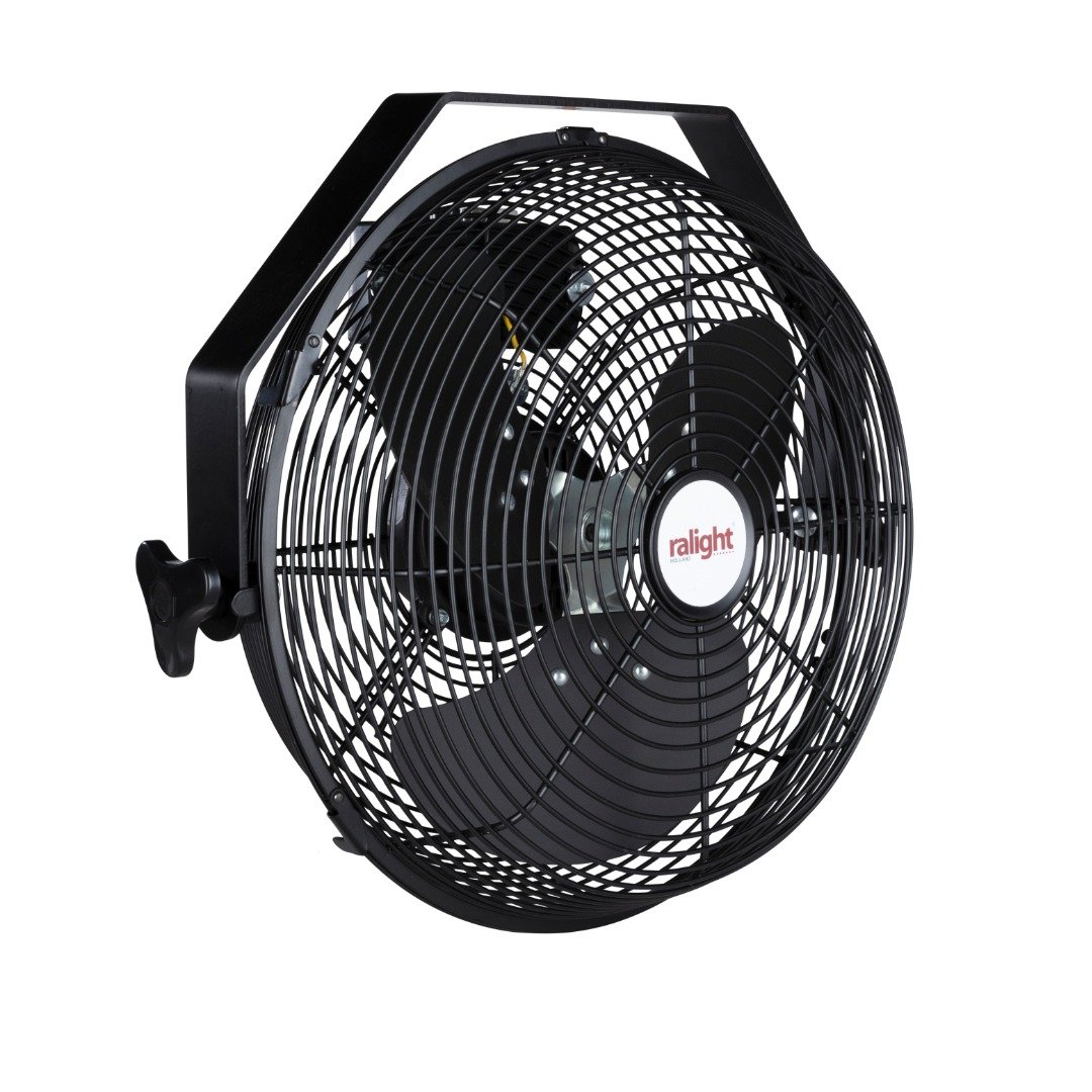 Ralight klemventilator voor ruimtebesparende luchtcirculatie op werkplek, rek of tafelrand